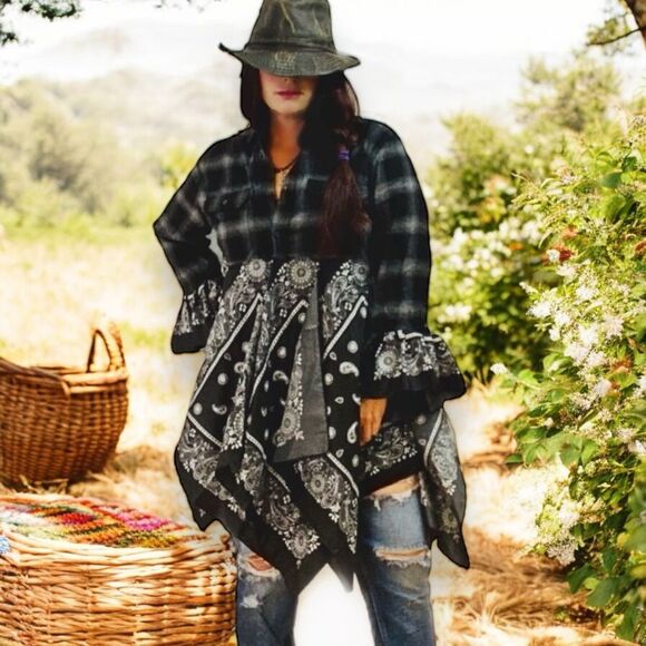 Black Flannel Long Asymmetric Hem Boho Western Cardigan Duster NEW - Picture 1 of 4